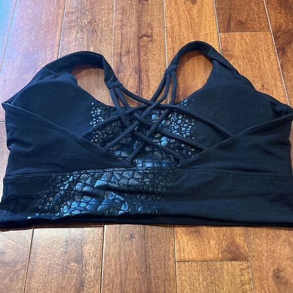 Rae Mode Black Snakeskin Detail Cross back Bra Top - Picture 3 of 7